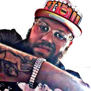 Meet your Posher, Cee